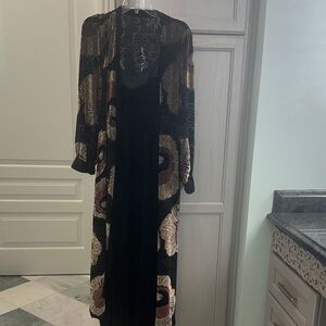 Elegant Black and Gold Women's Robe